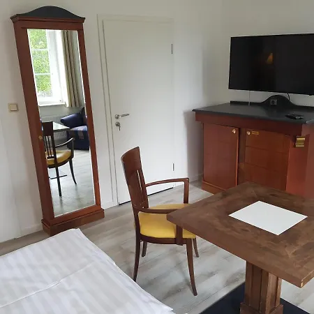 Zur Alten Post 住宿加早餐酒店