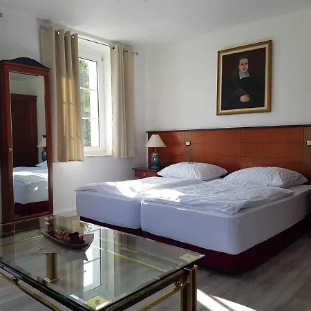 Bed & Breakfast Zur Alten Post 3*