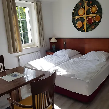 Zur Alten Post ベッド・アンド・ブレックファスト Wimmelburg