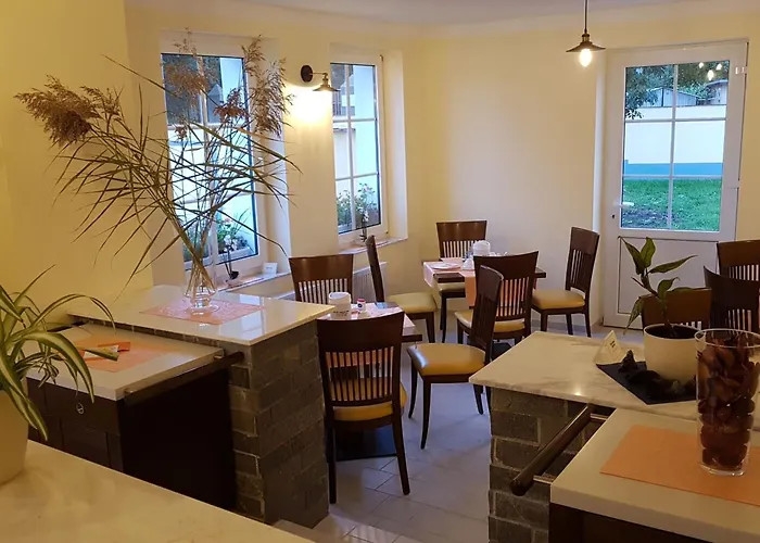 Zur Alten Post 住宿加早餐酒店